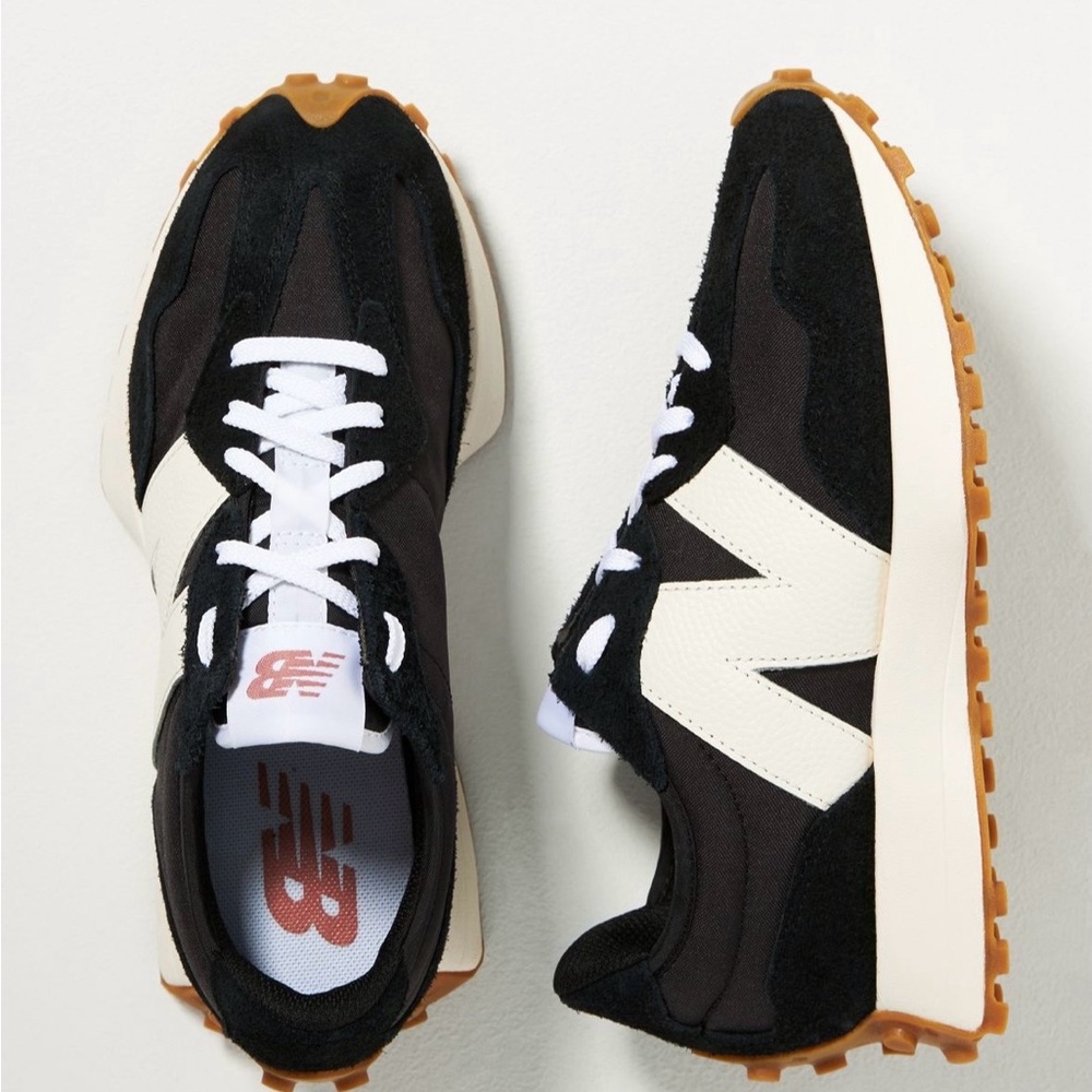 New Balance 327 Sneakers with gingham lace